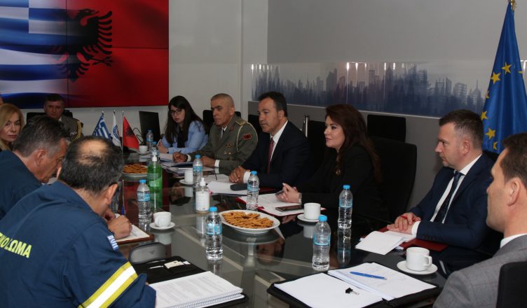 Shqiperia dhe Greqia gati te rinovojne marreveshjen ne fushen e emergjencave civile